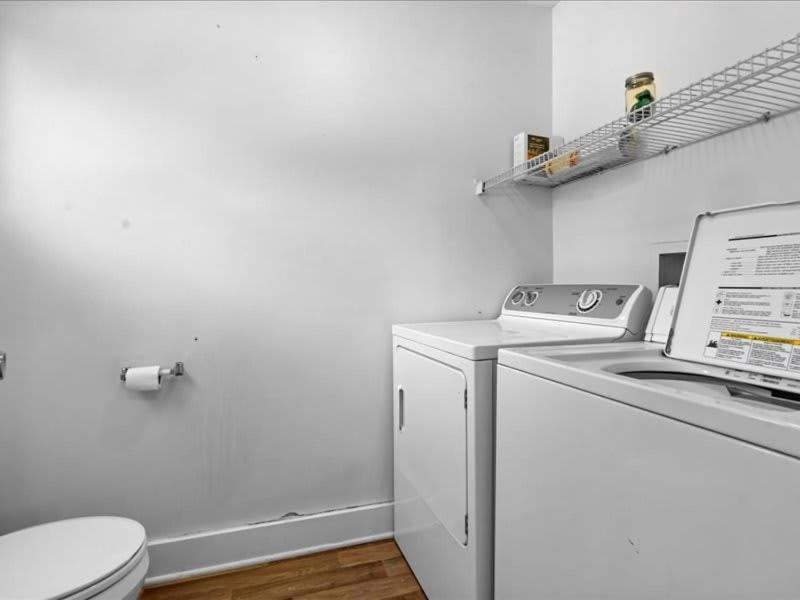 Chic 2Br Duplex Free Parking Near Hospitals Villa Des Moines Luaran gambar